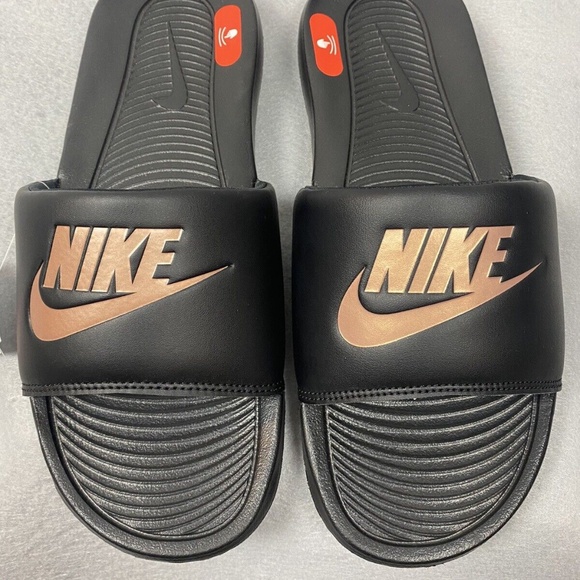 NEW Women's Nike Logo Slipper Slides Sandals BLACK Bronze 7 - Picture 4 of 11